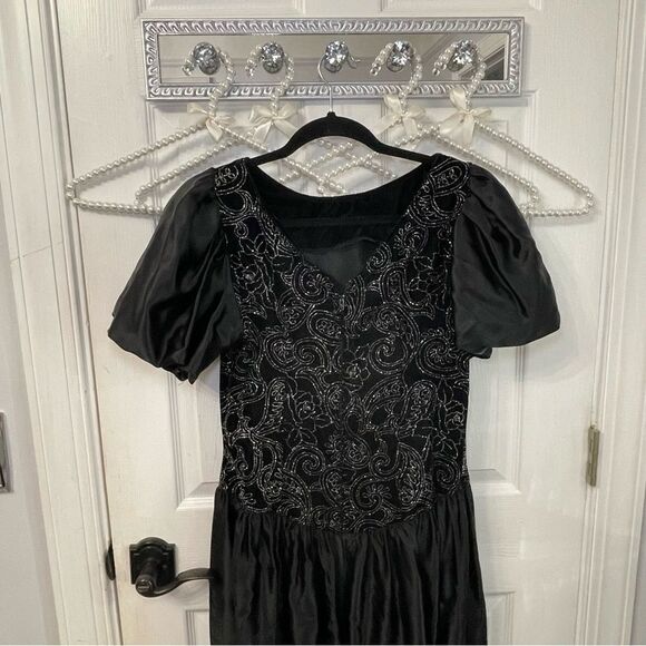 Vintage Black & Silver Dress - Picture 8 of 12